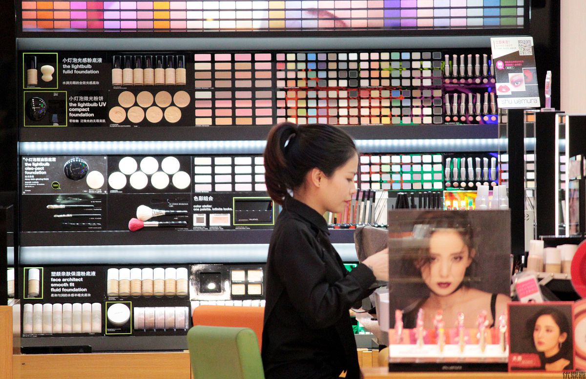 彩妆进口代理清关：撬开中国美妆市场的金钥匙  